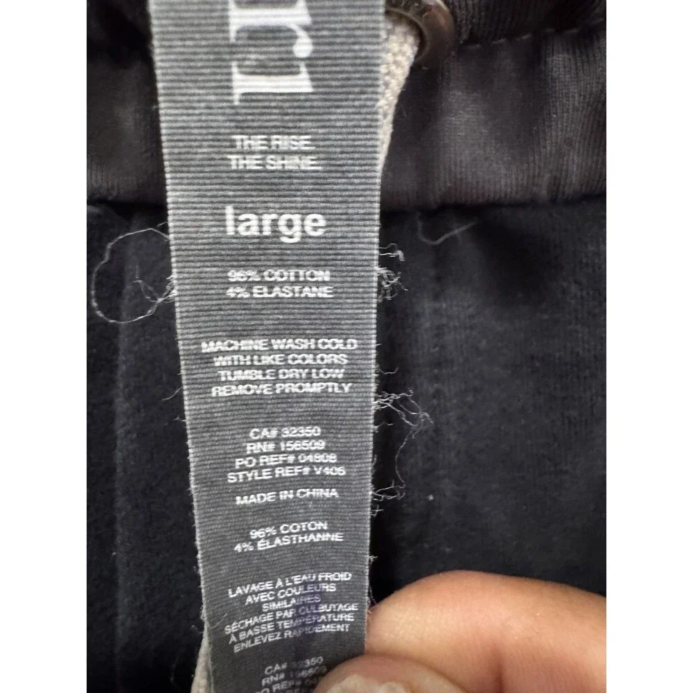 Vuori Balboa Jogger Pant Mens size L dark navy with black waistband  Sweatpant